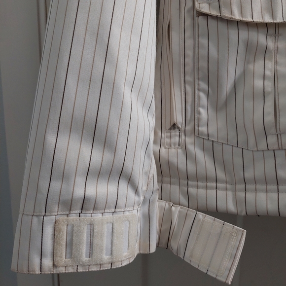 Ski jacket 🎿 bundle with matching ski pants for deal - Picture 10 of 10